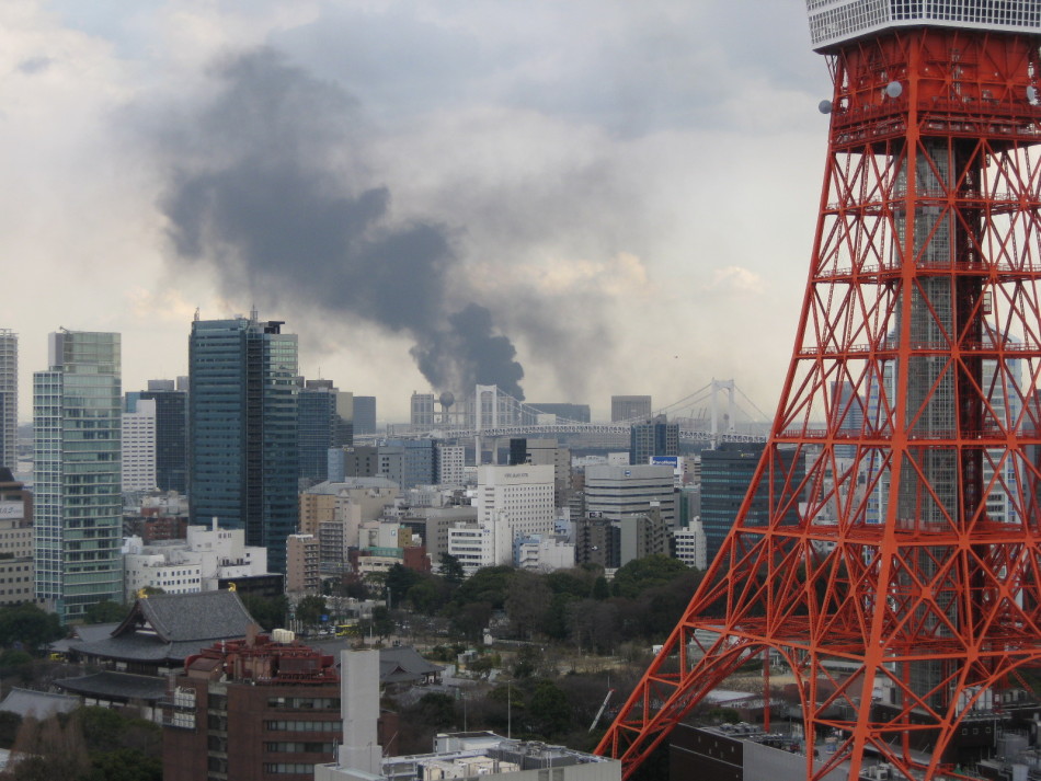 2011-march-11-japan-earthquake-rising-smoke-tower.jpg